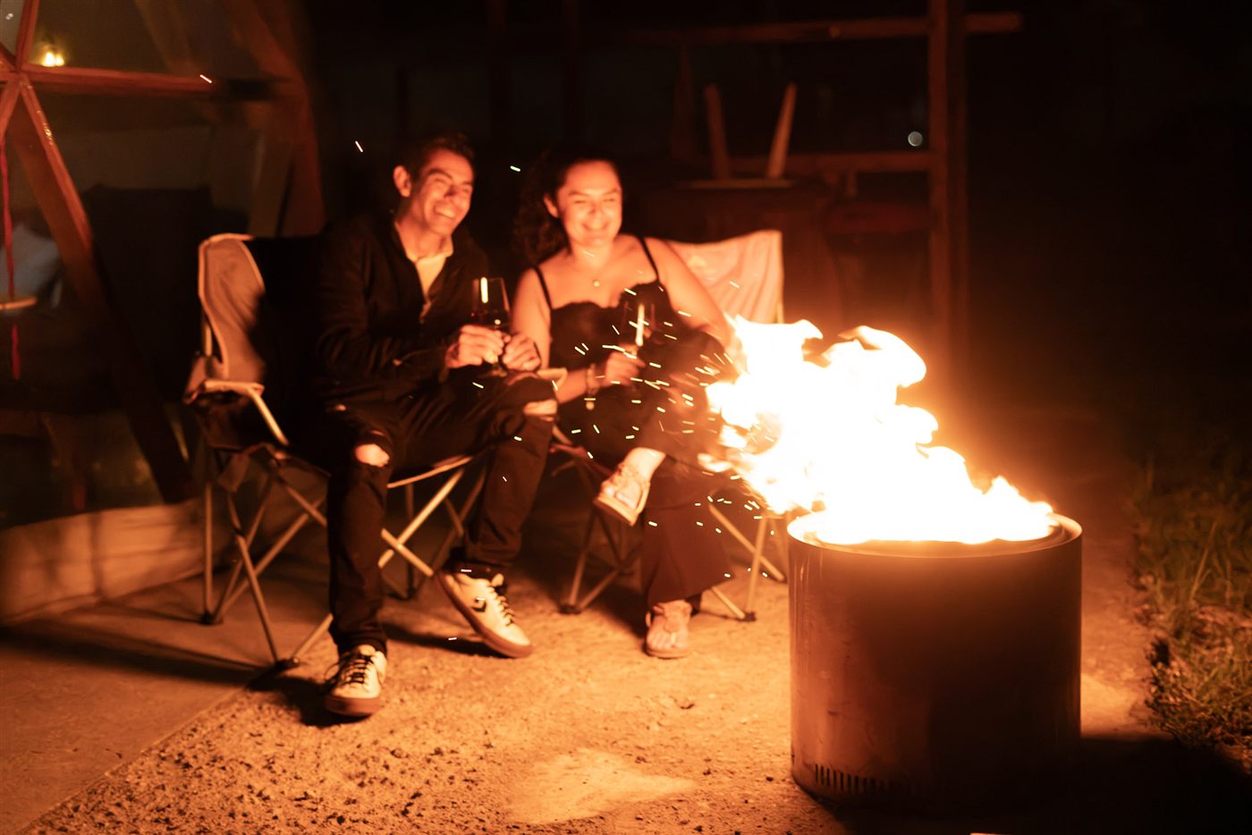 Glamping Ojo de Agua de noche